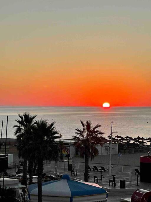 Appartement Face A La Mer Canet En Roussillon Bagian luar foto
