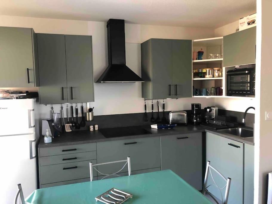 Appartement Face A La Mer Canet En Roussillon Bagian luar foto