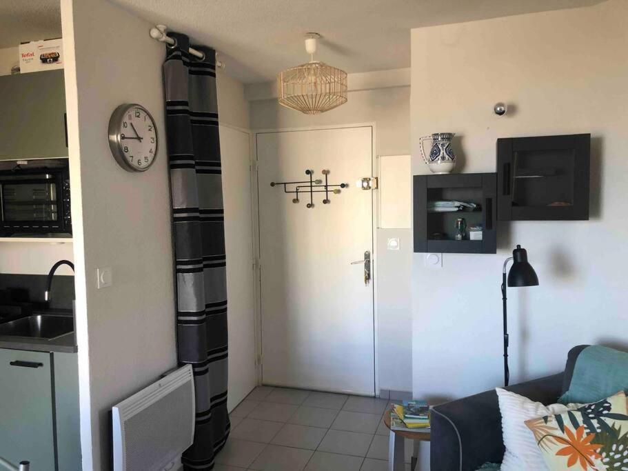 Appartement Face A La Mer Canet En Roussillon Bagian luar foto