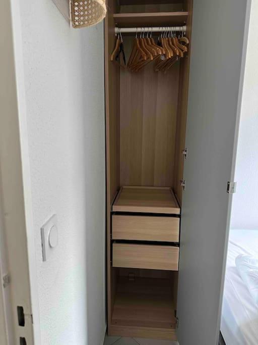 Appartement Face A La Mer Canet En Roussillon Bagian luar foto